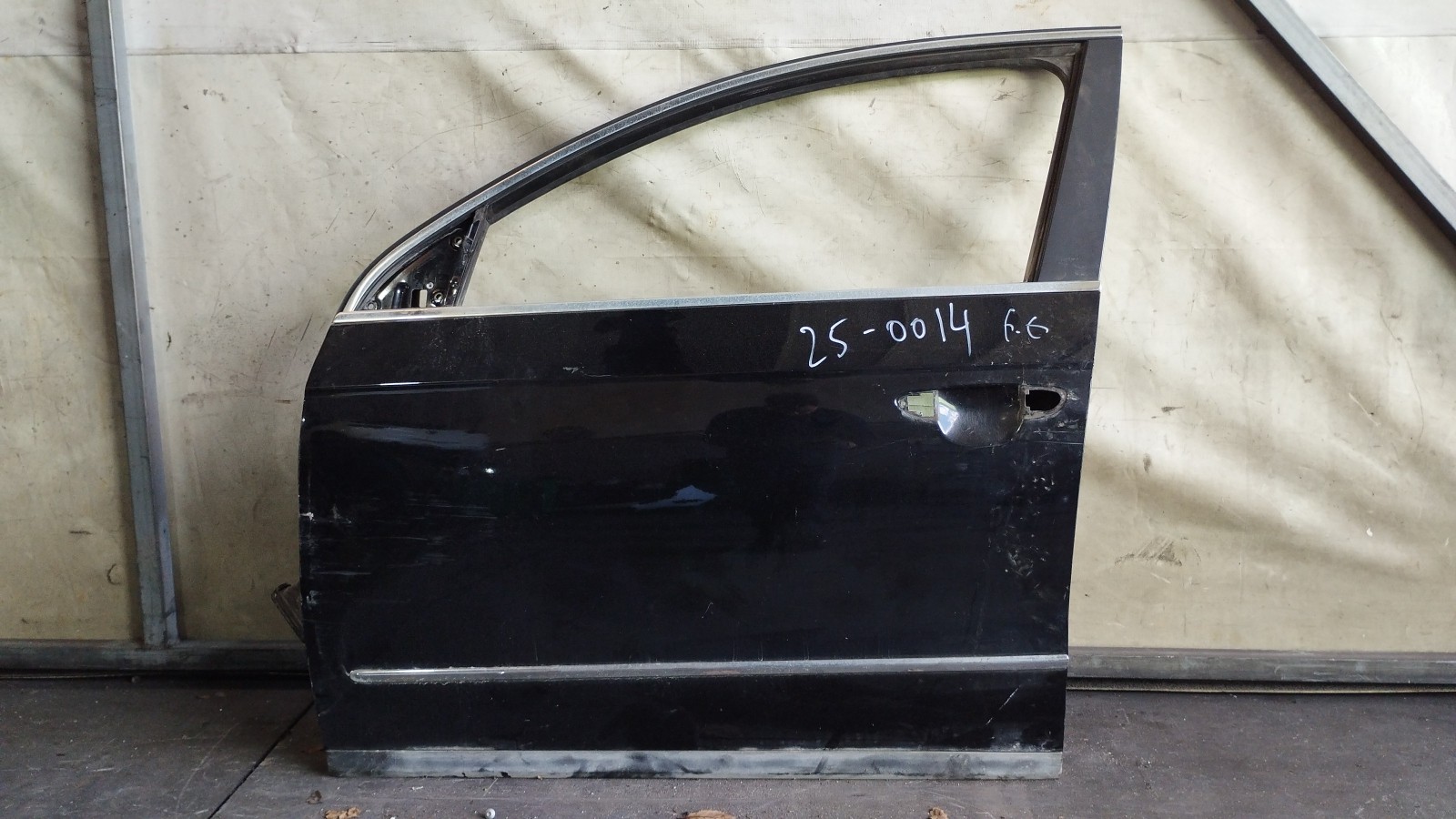 Porta Frente Esq VOLKSWAGEN PASSAT (3C2) | 05 - 10