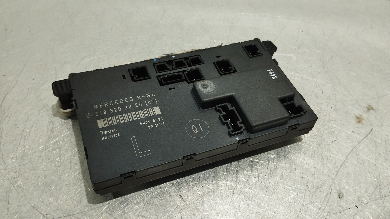 Module électrique de vitre avant gauche MERCEDES-BENZ CLS (C219) | 04 - 11