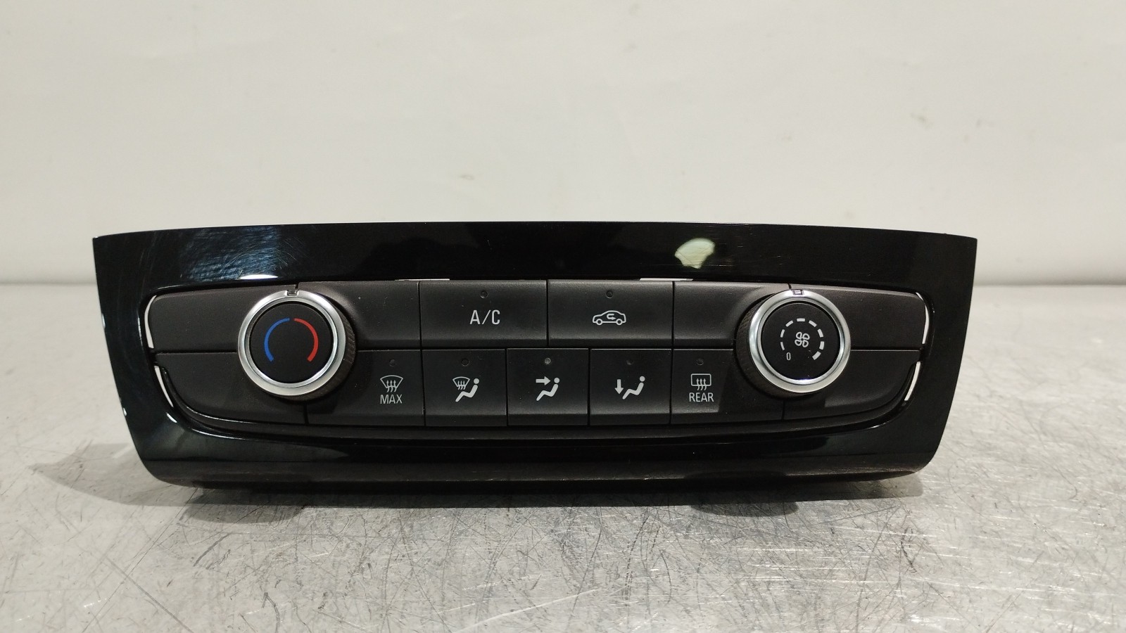 Climate control OPEL CORSA F | 19 - 