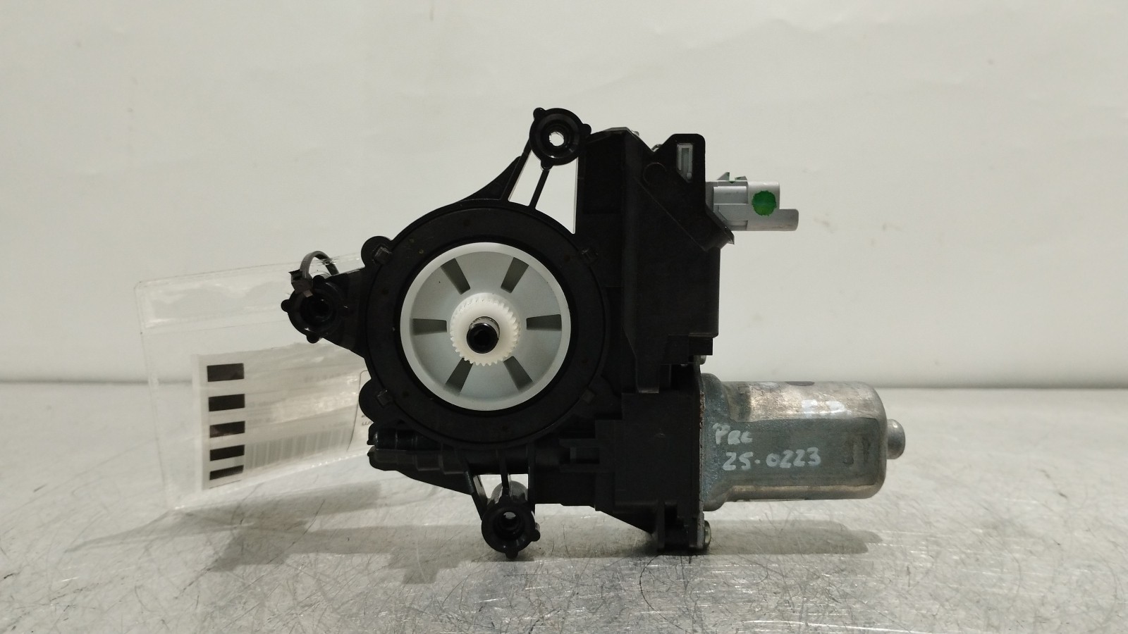 Front Right Window Electrical Motor OPEL CORSA F | 19 - 