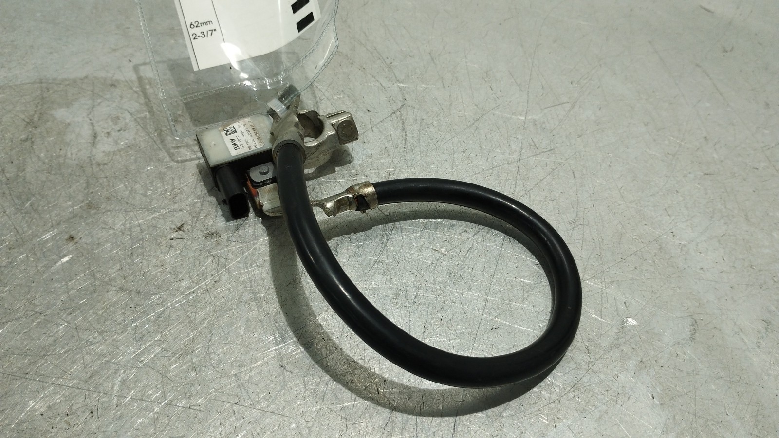 Borne négative de la batterie BMW X1 (E84) | 09 - 15