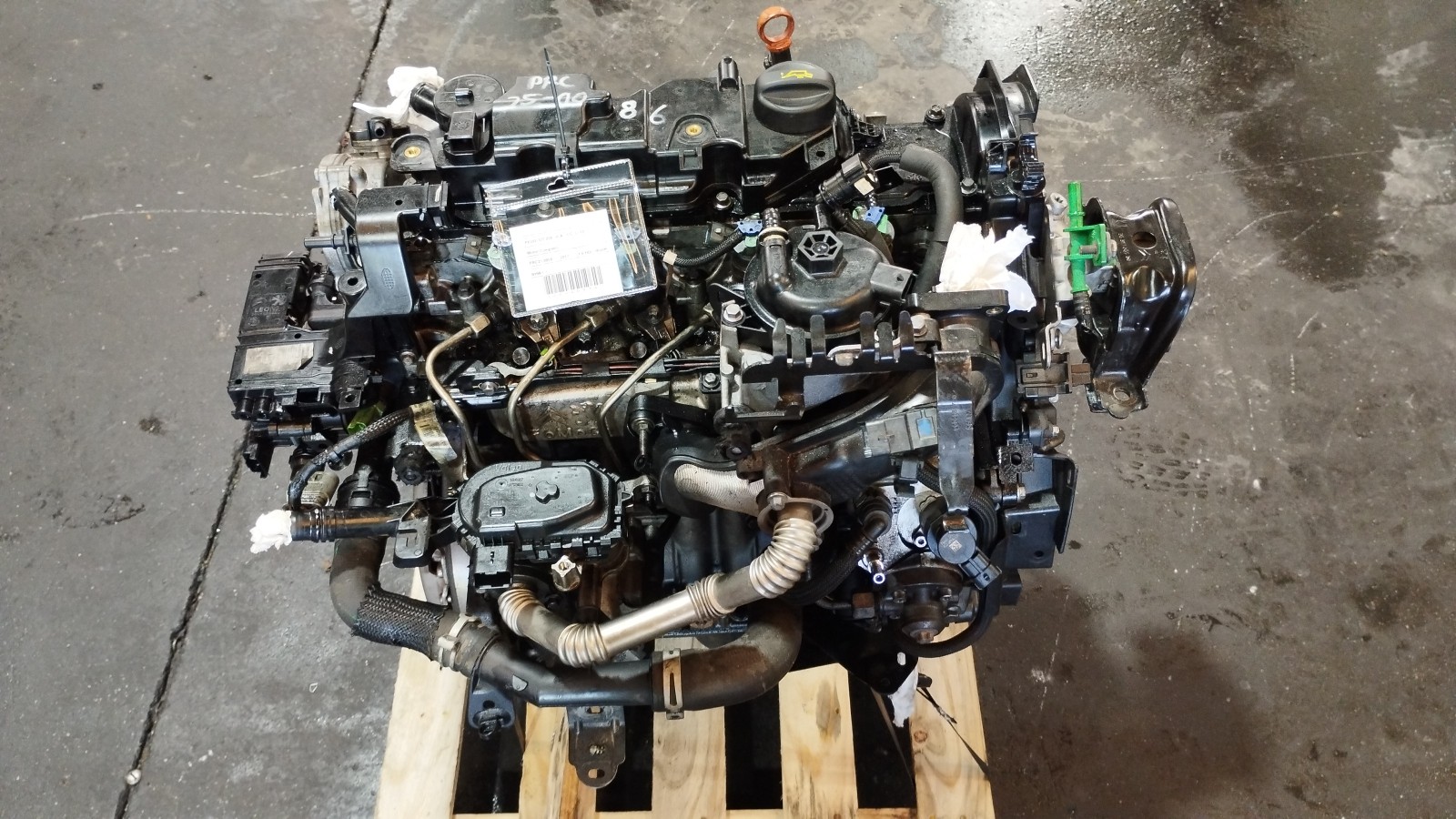 Engine PEUGEOT 208 I (CA_, CC_) | 12 - 