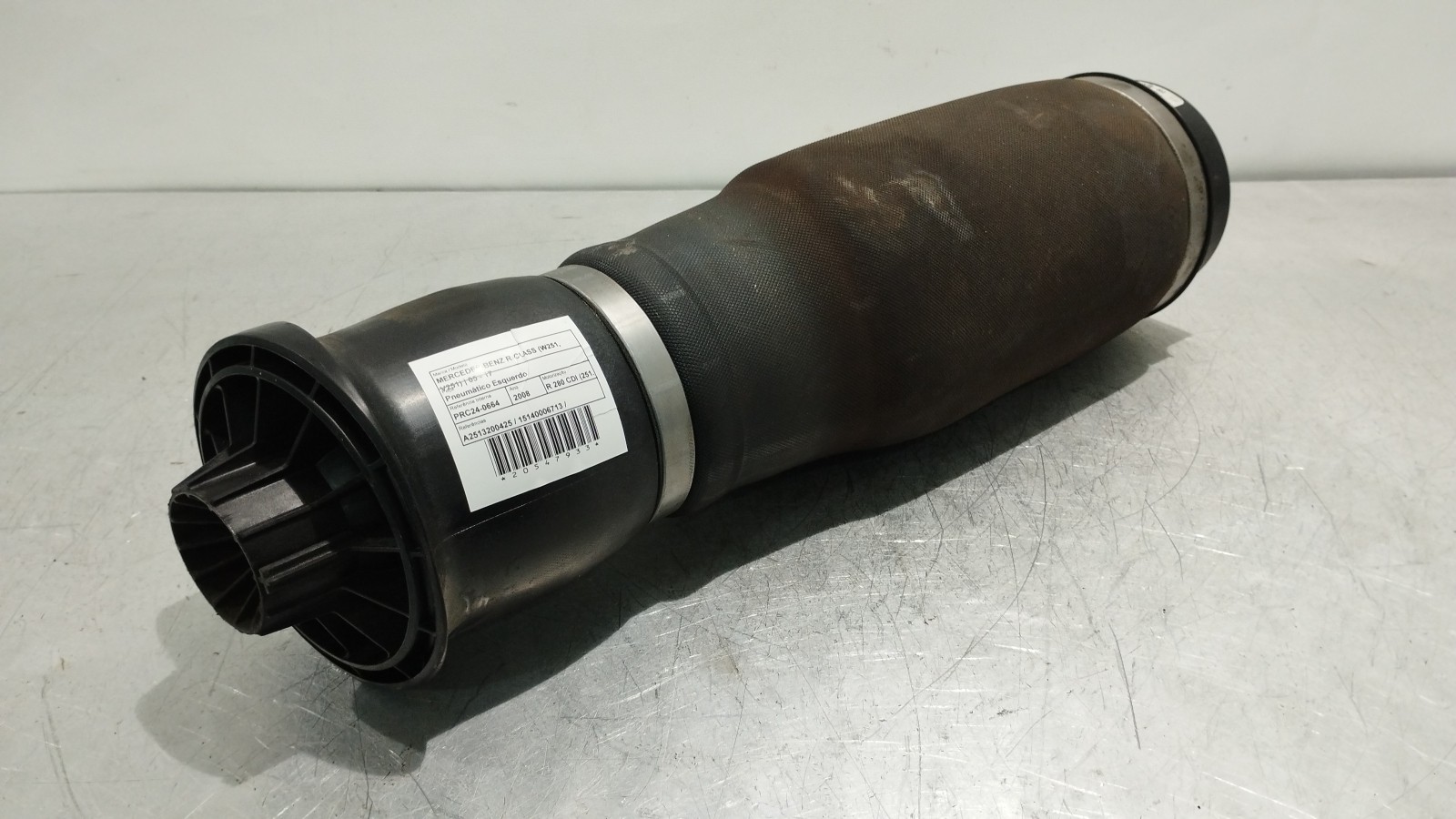 Pneumático Esquerdo MERCEDES-BENZ R-CLASS (W251, V251) | 05 - 17