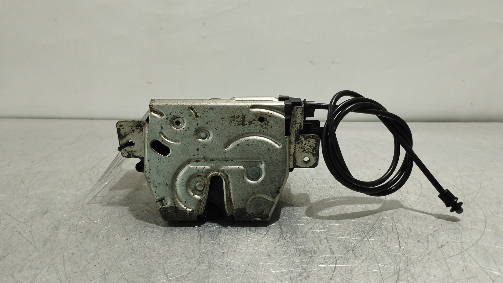 Fecho da Mala MERCEDES-BENZ R-CLASS (W251, V251) | 05 - 17