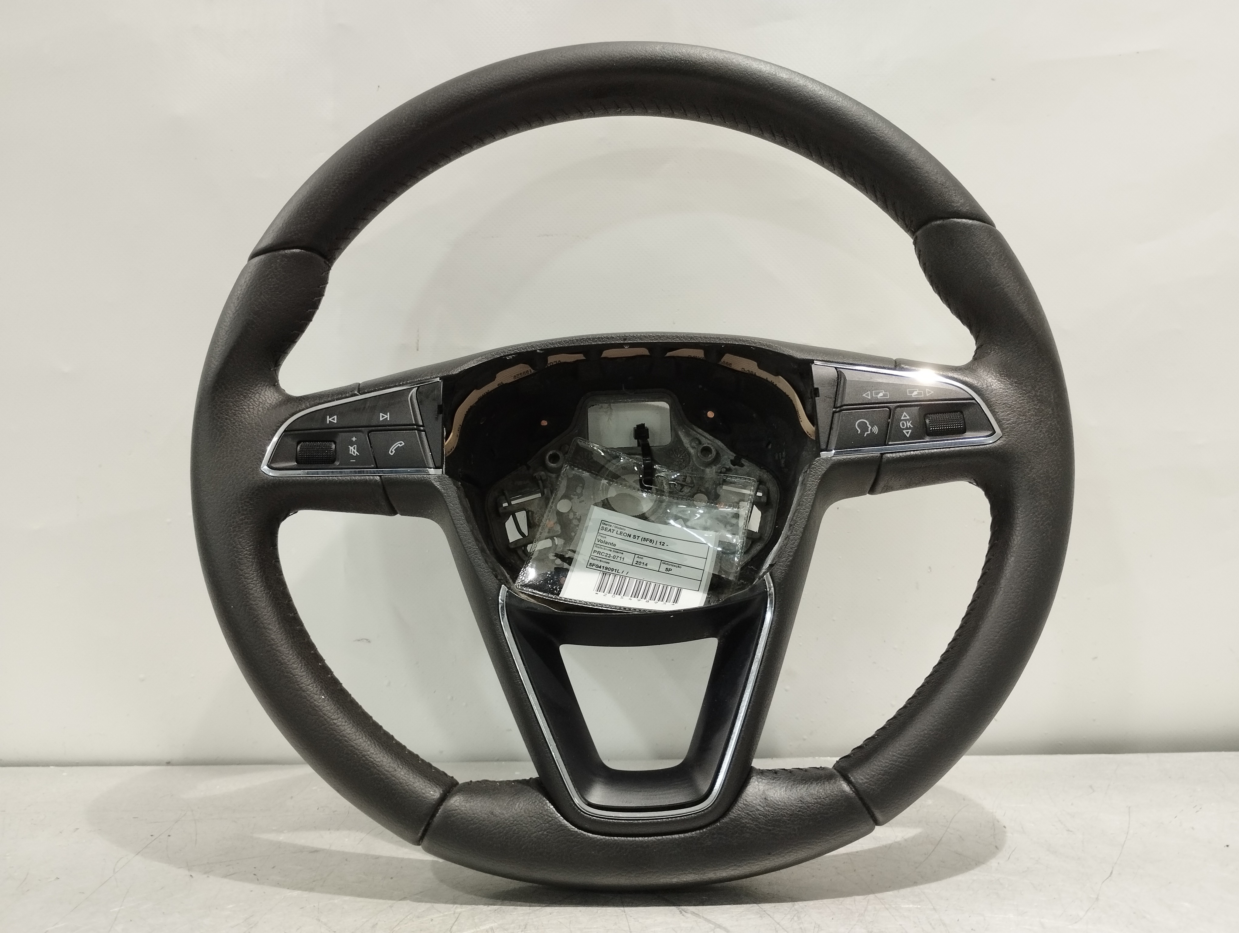 Volante SEAT LEON ST (5F8) | 12 - 