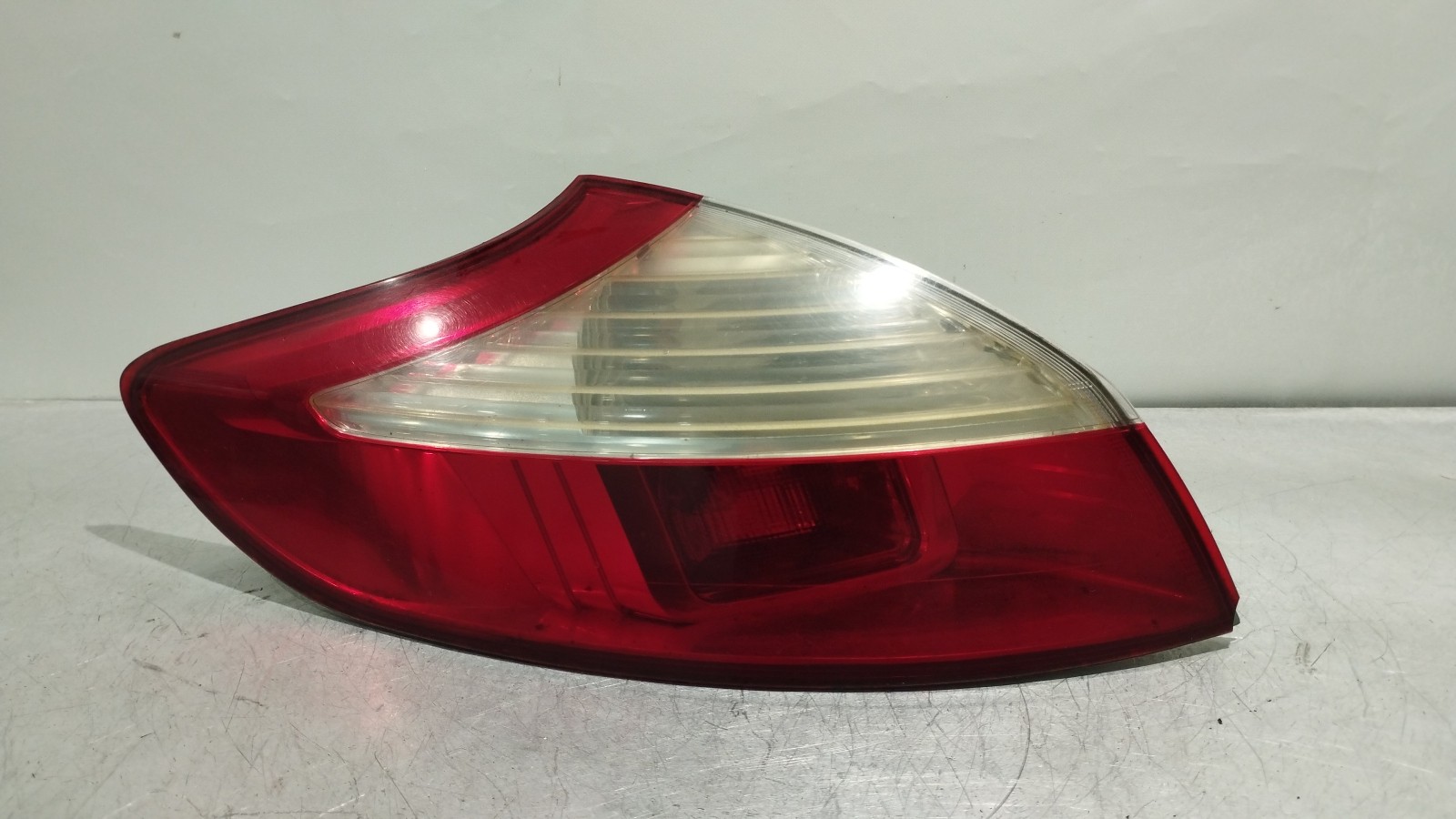 Farolim Stop Esq RENAULT MEGANE III Hatchback (BZ0/1_) | 08 - 