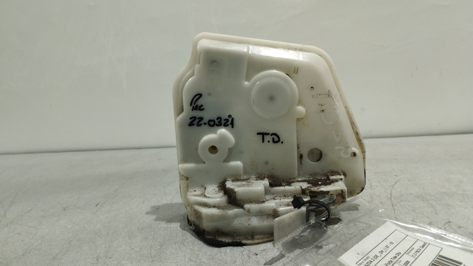 Fecho da Porta Tras Drt MAZDA 2 (DE_, DH_) | 07 - 15