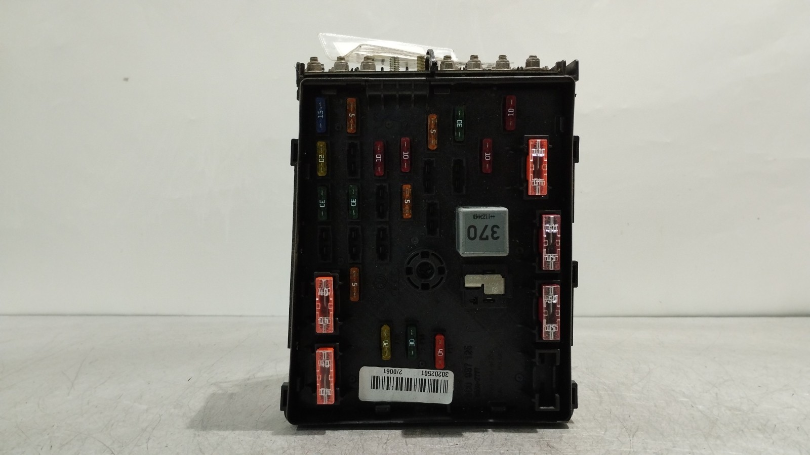 Boîte à Fusibles VOLKSWAGEN PASSAT Variant (365) | 10 - 15