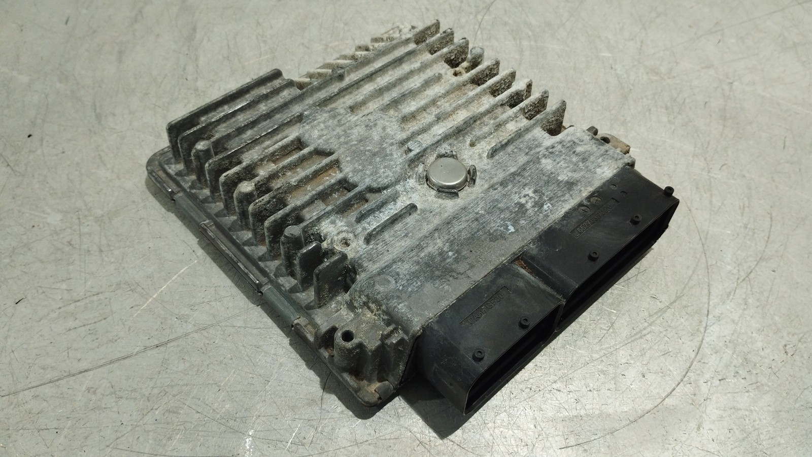 Calculateur moteur VOLKSWAGEN PASSAT Variant (365) | 10 - 15