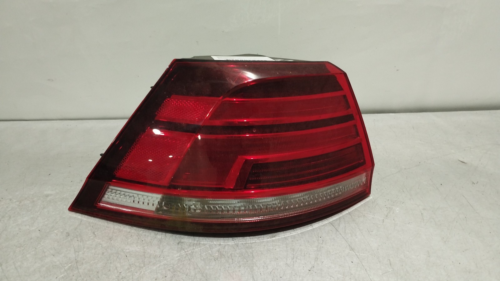 Piloto trasero izquierdo VOLKSWAGEN GOLF VII Variant (BA5, BV5) | 13 - 