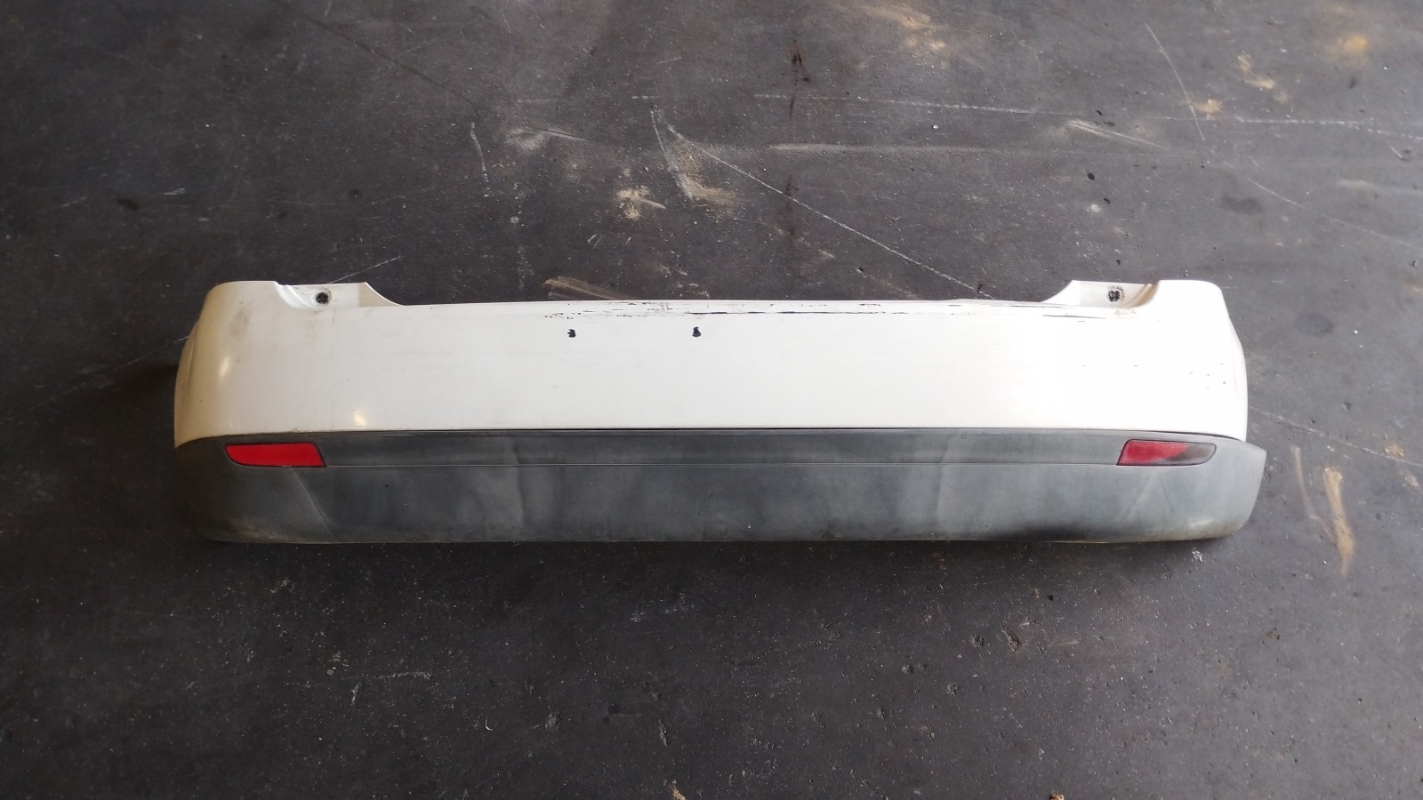 Pare choc arrière FORD FIESTA V Van | 02 - 10