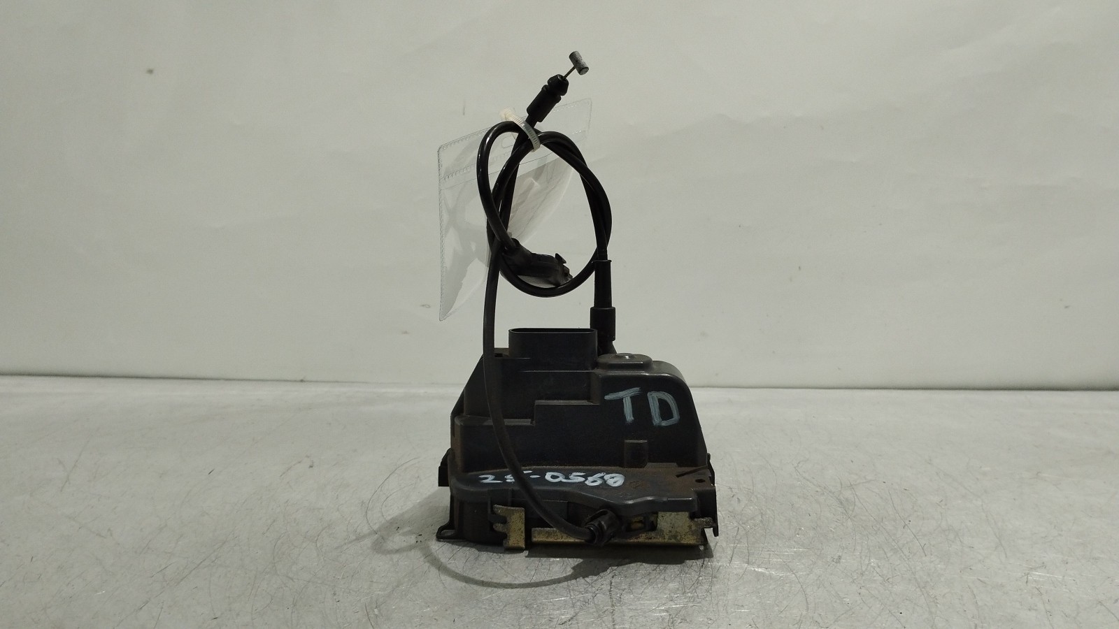 Rear right lock RENAULT MEGANE II (BM0/1_, CM0/1_) | 01 - 12 Imagem-0