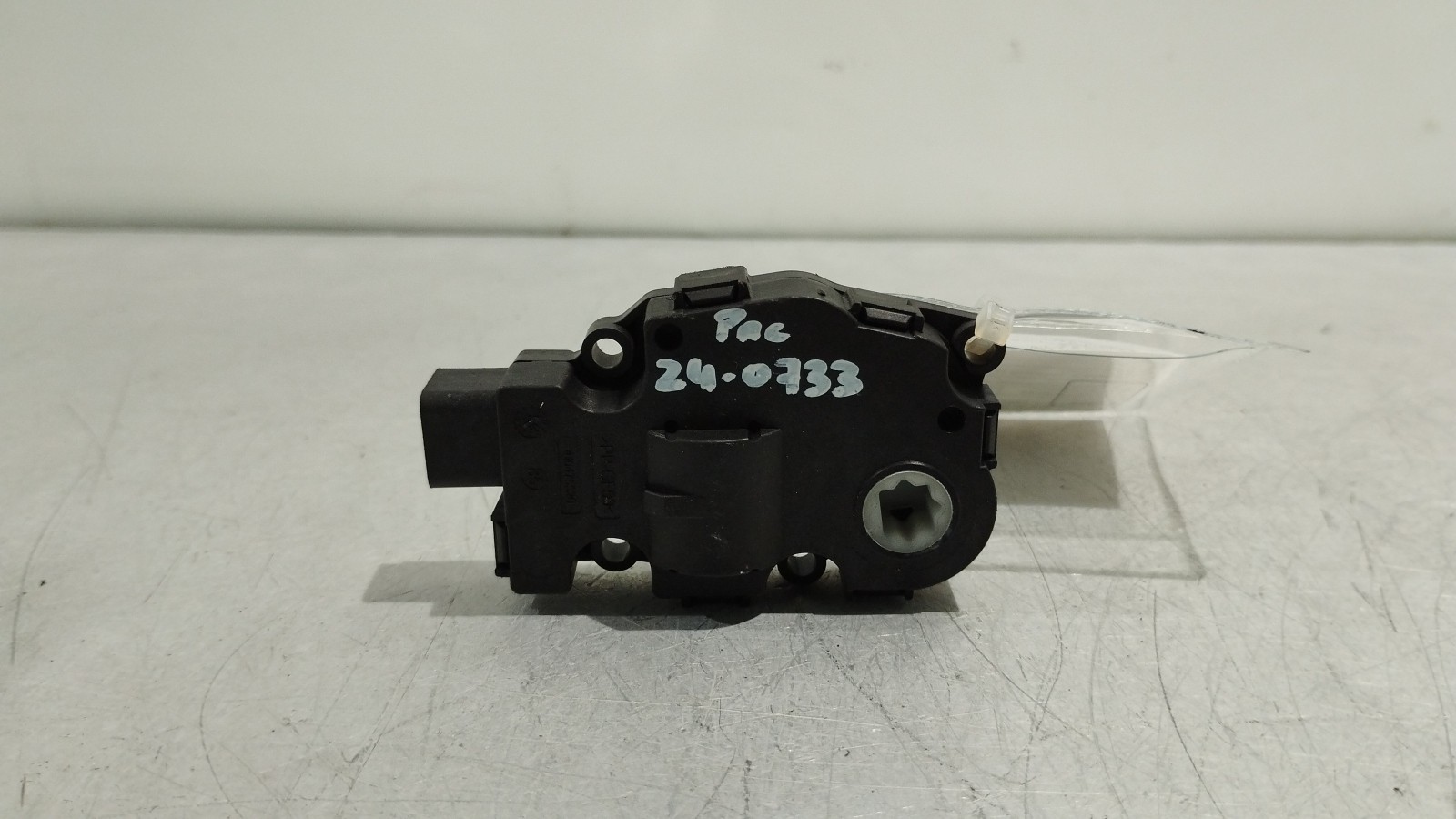 Moteur / Actionneur de volet de climatisation BMW 3 Touring (F31) | 12 - 19