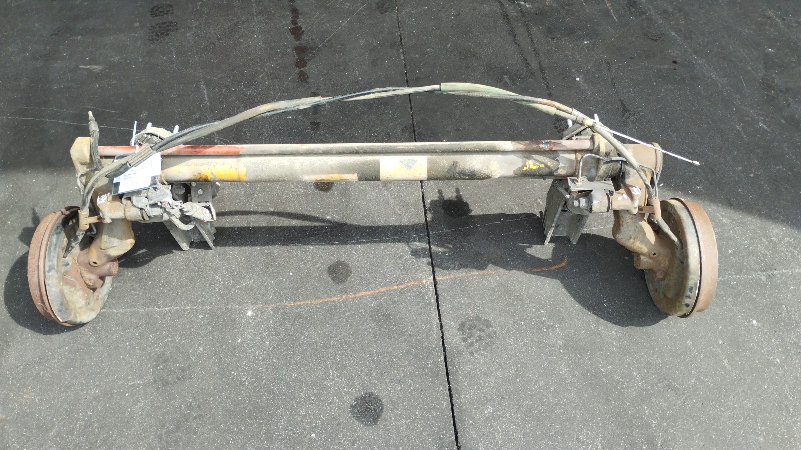 Essieu arrière tambour PEUGEOT 306 Break (7E, N3, N5) | 94 - 02