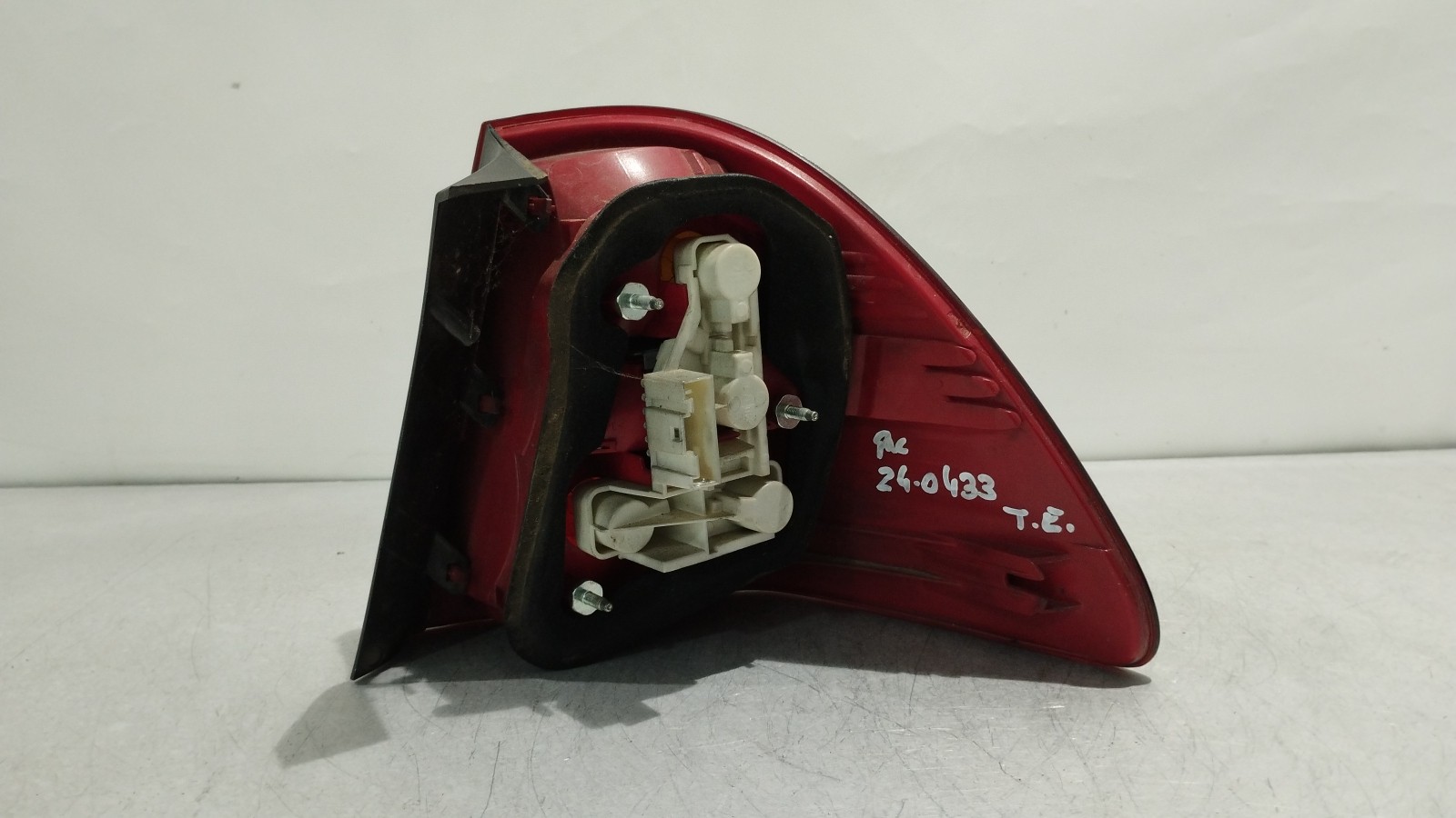 Farolim Stop Esq BMW 3 Touring (E91) | 04 - 12 Imagem-1
