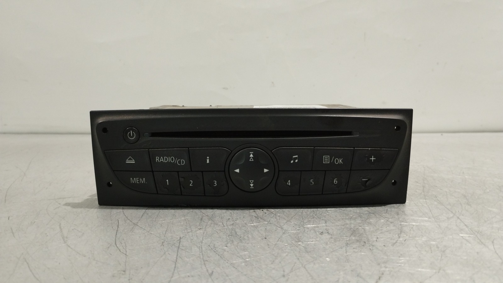 Autoradio RENAULT CLIO III (BR0/1, CR0/1) | 05 - 
