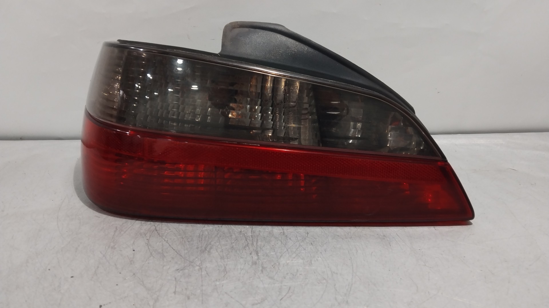 Left Tail Light  PEUGEOT 406 (8B) | 95 - 05