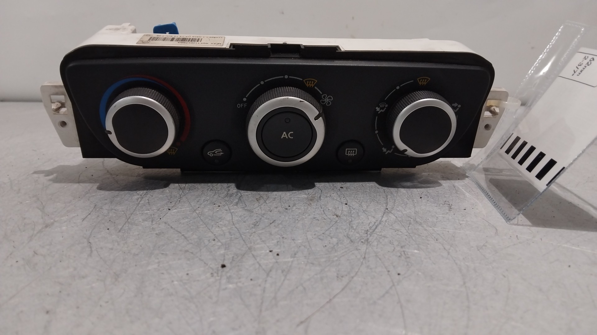 Commande Chauffage RENAULT MEGANE III Hatchback (BZ0/1_) | 08 - 