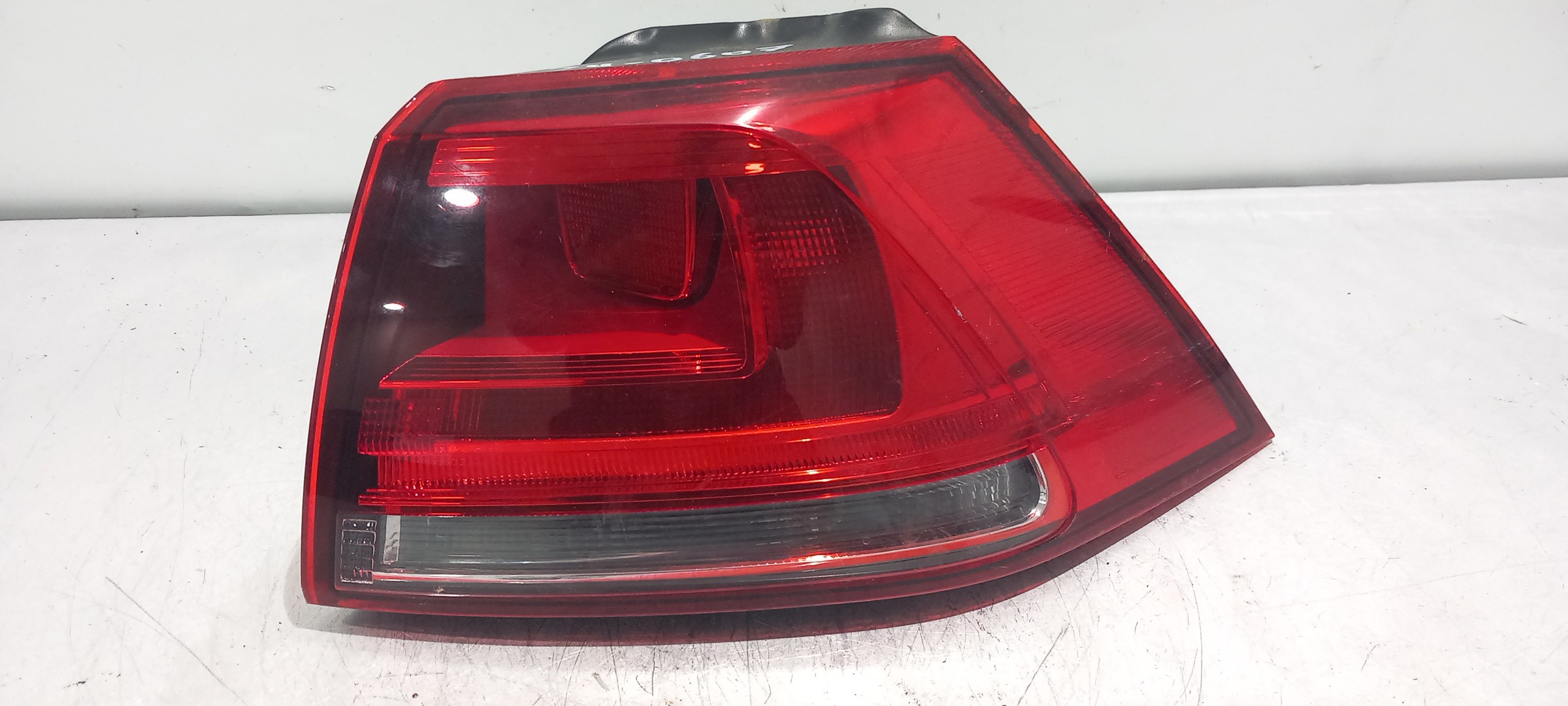 Farolim Stop Drt VOLKSWAGEN GOLF VII (5G1, BQ1, BE1, BE2) | 12 - 