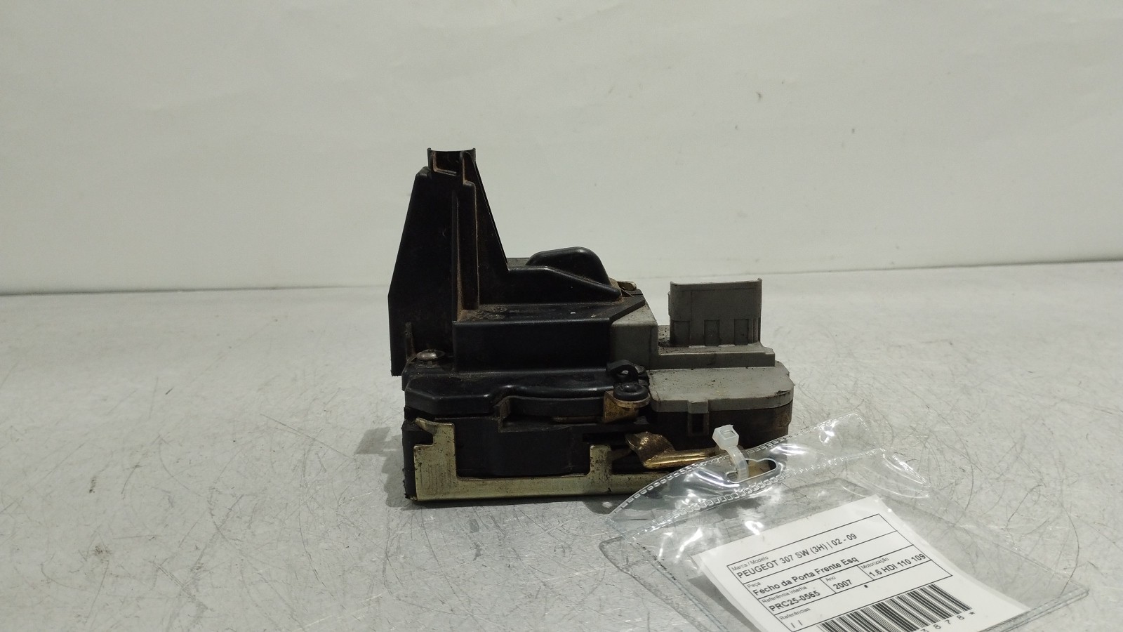 Front left lock PEUGEOT 307 SW (3H) | 02 - 09 Imagem-0