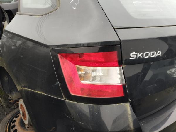 Left Tail Light  SKODA FABIA III Combi (NJ5) | 14 - 