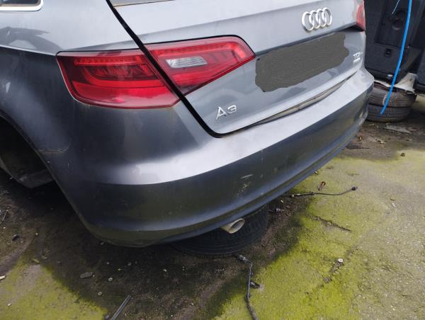 Pára-choques de Tras AUDI A3 Sportback (8VA, 8VF) | 12 - 