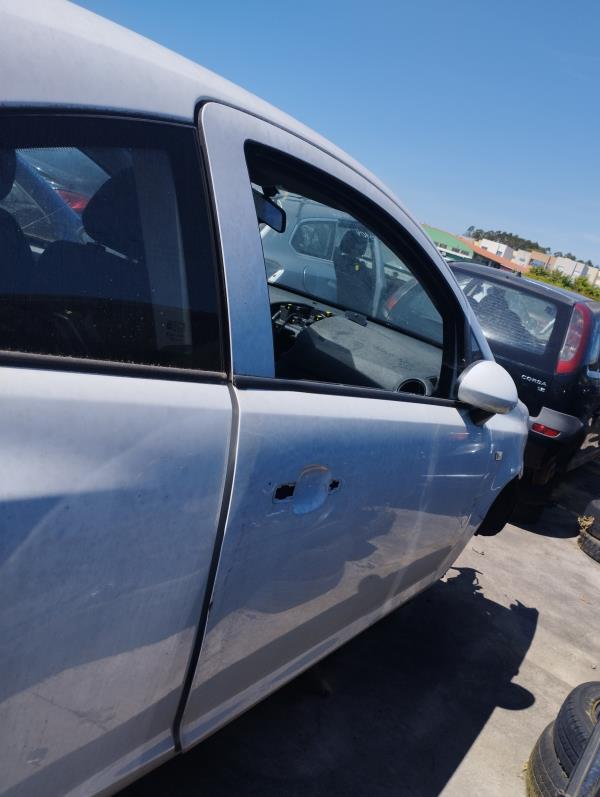 Porte avant droite OPEL CORSA D Van (S07) | 06 - 14