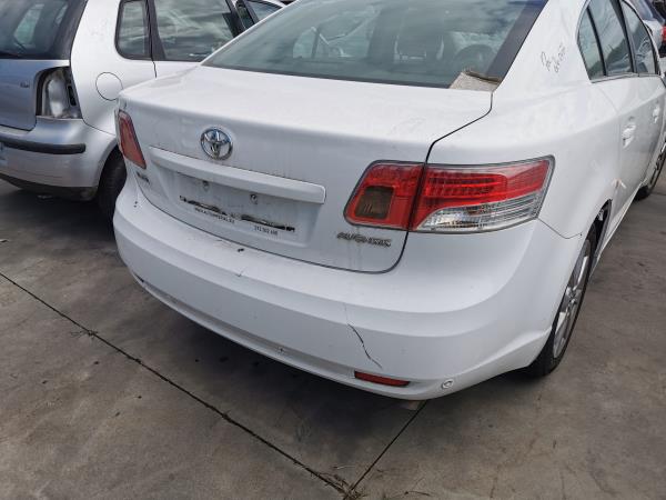 Full rear TOYOTA AVENSIS três volumes (_T27_) | 08 - 18