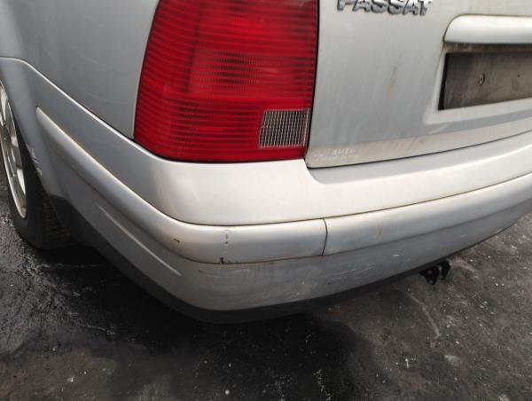 Pára-choques de Trás VOLKSWAGEN PASSAT (3B2) | 96 - 01