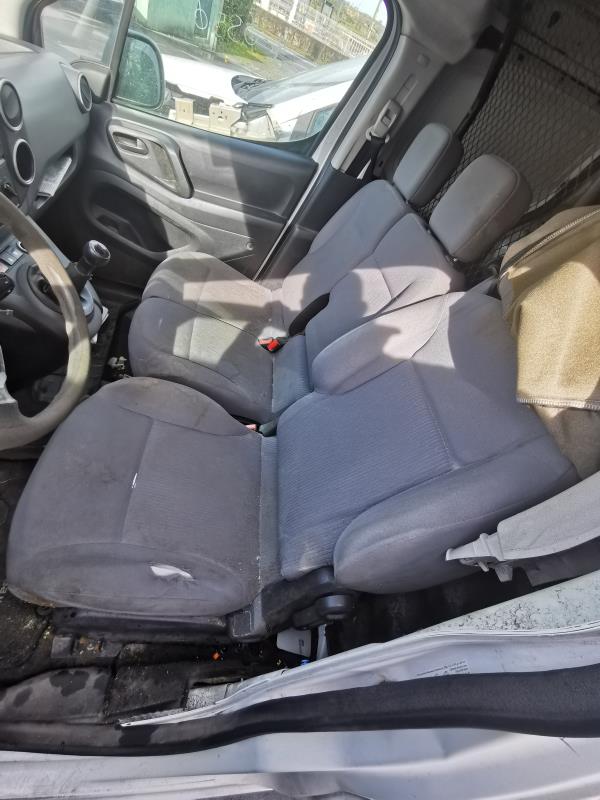 Interior Completo PEUGEOT PARTNER Caixa | 08 - 