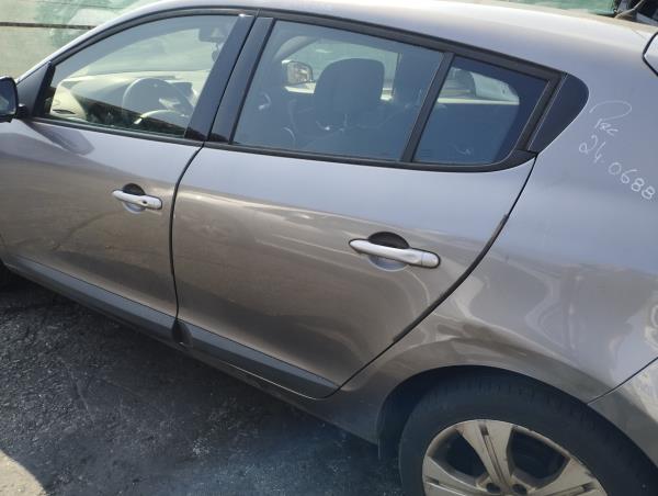 Porta Trás Esq RENAULT MEGANE III Hatchback (BZ0/1_) | 08 - 