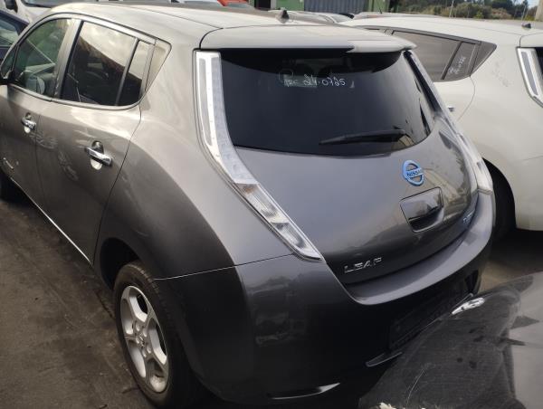 Traseira Completa NISSAN LEAF (ZE0) | 10 -  Imagem-0