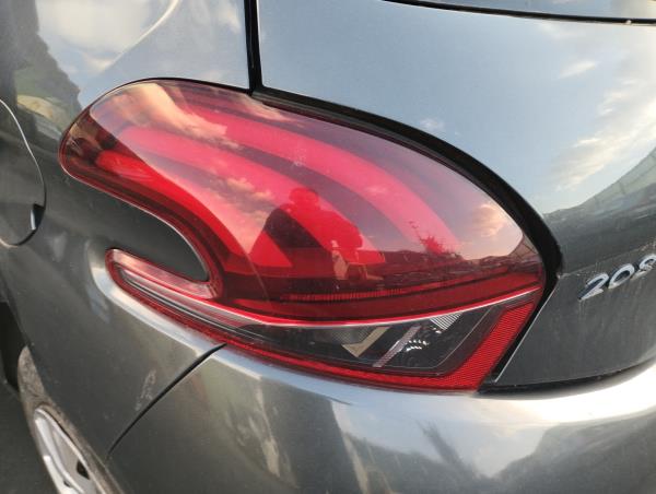 Farolim Stop Esq PEUGEOT 208 I (CA_, CC_) | 12 - 