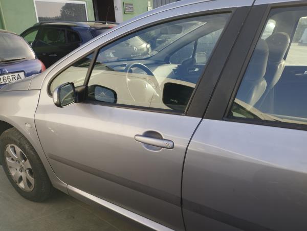 Left front door PEUGEOT 307 Break (3E) | 02 - 09