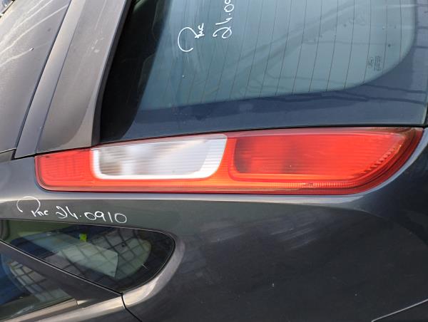 Farolim Stop Esq FORD FOCUS II (DA_, HCP, DP) | 04 - 13
