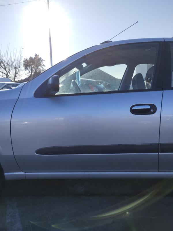 Porta Frente Esq NISSAN ALMERA II (N16) | 00 - 