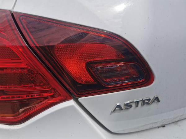 Farolim Stop da Mala Esq OPEL ASTRA J (P10) | 09 - 15