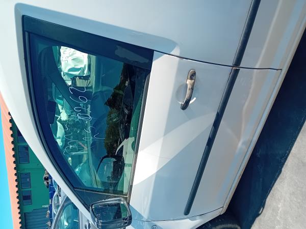 Porta Frente Esq VOLKSWAGEN CADDY III Caixa (2KA, 2KH, 2CA, 2CH) | 04 - 15