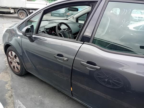 Porta Frente Esq OPEL MERIVA B Veículo multiuso (S10) | 10 - 17