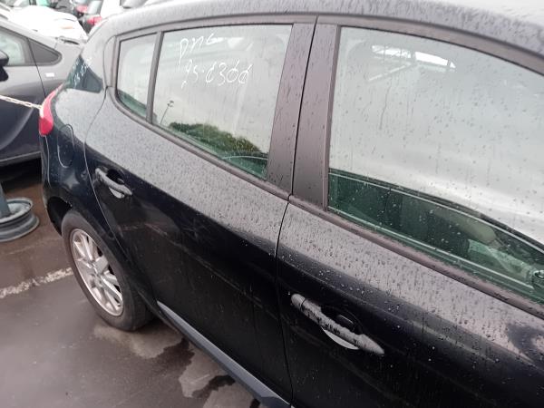 Porta Trás Dto RENAULT MEGANE III Hatchback (BZ0/1_) | 08 - 