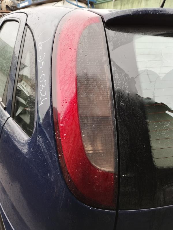Left Tail Light  OPEL CORSA C (X01) | 00 - 09
