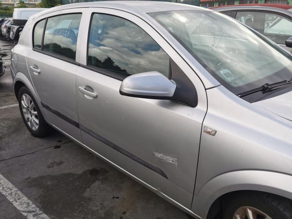 Right front door OPEL ASTRA H (A04) | 04 - 14 Imagem-0
