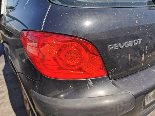 Left Tail Light  PEUGEOT 307 (3A/C) | 00 - 12