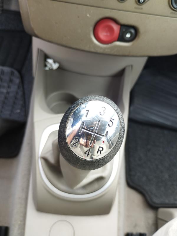 Manual gearbox RENAULT CLIO III (BR0/1, CR0/1) | 05 -  Imagem-1