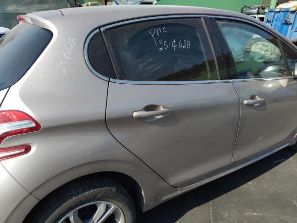 Porta Trás Dto PEUGEOT 208 I (CA_, CC_) | 12 - 