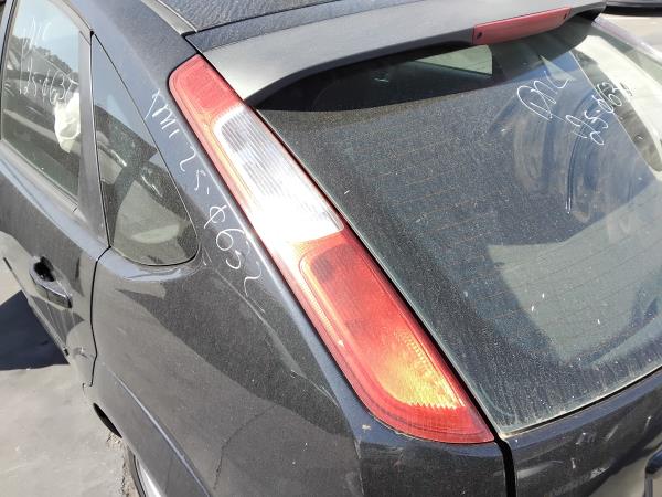 Farolim Stop Esq FORD FOCUS II (DA_, HCP, DP) | 04 - 13