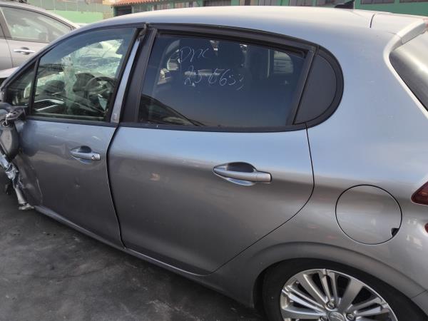 Rear Door Left PEUGEOT 208 I (CA_, CC_) | 12 -  Imagem-0