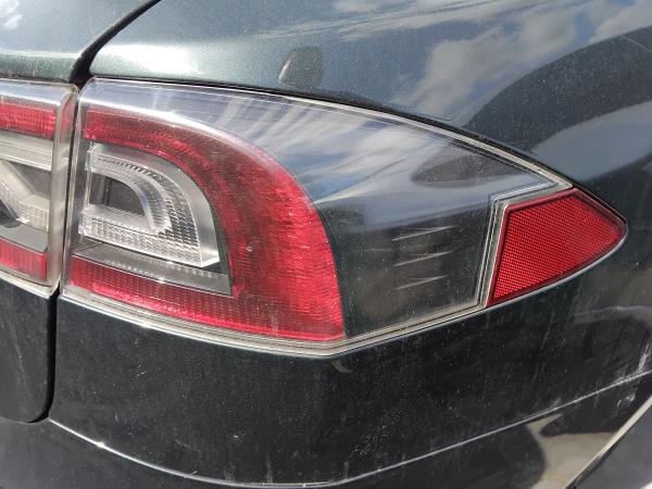 Right Tail Light  TESLA MODEL S (5YJS) | 12 - 