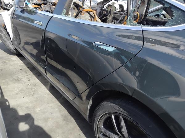 Rear Door Left TESLA MODEL S (5YJS) | 12 - 