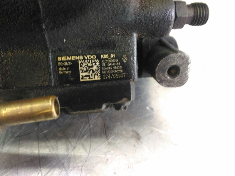 Injection pump / Common-Rail RENAULT MEGANE II (BM0/1_, CM0/1_) | 01 - 12 Imagem-2